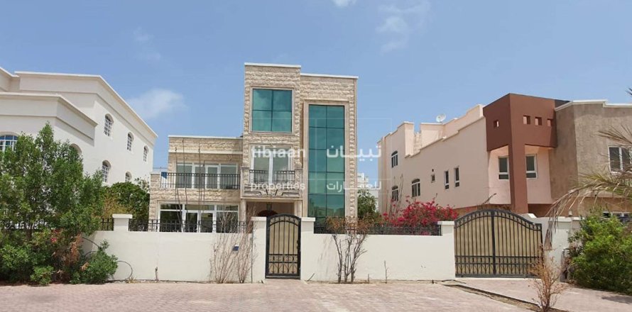 5 غرفة نوم  فيلا في ٱلسِّيْب, عُمان رقم 53982