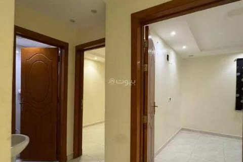 7 bedrooms Villa in Riyadh, Saudi Arabia No. 98681 11