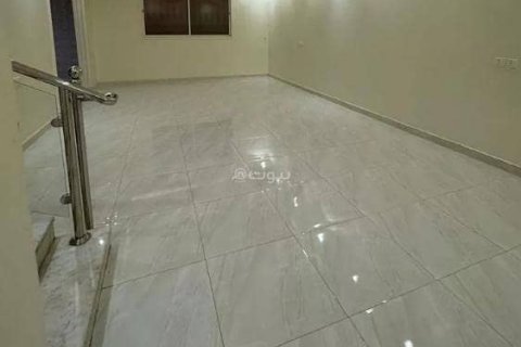 7 bedrooms Villa in Riyadh, Saudi Arabia No. 98681 3