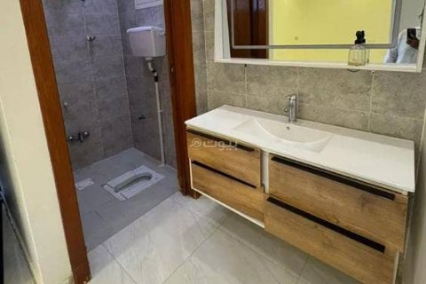 7 bedrooms Villa in Riyadh, Saudi Arabia No. 98681 16