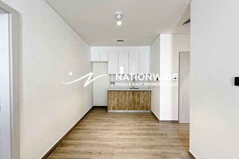 5 bedrooms Villa in Abu Dhabi, UAE No. 99171 15