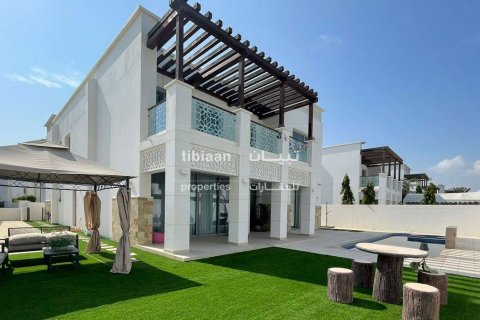 4 غرف نوم فيلا في مسقط , عُمان رقم 53417