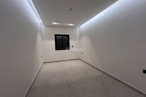 4 bedrooms Apartment in Riyadh, Saudi Arabia No. 69181