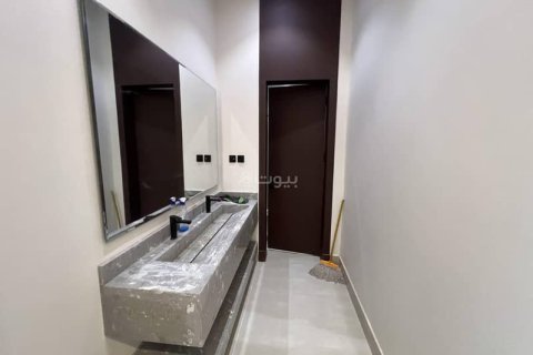 Apartment de 3 dormitorios en Riyadh, Saudi Arabia No. 69179 4