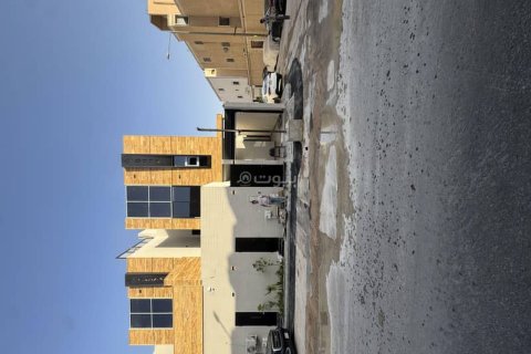 5 bedrooms Villa in Riyadh, Saudi Arabia No. 69183