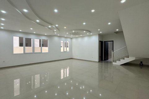 Villa Gemela de 7 dormitorios en As Sib, Oman No. 67566 3