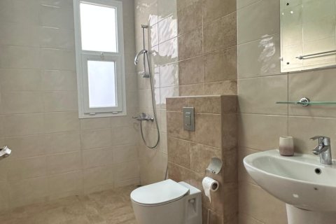 Villa Gemela de 7 dormitorios en As Sib, Oman No. 67566 11