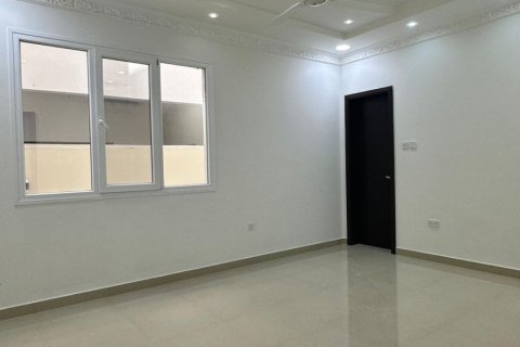 Villa Gemela de 7 dormitorios en As Sib, Oman No. 67566 9