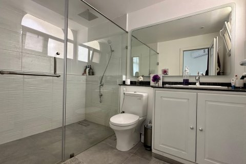 Villa de 5 chambres à Muscat, Oman No. 67568 15