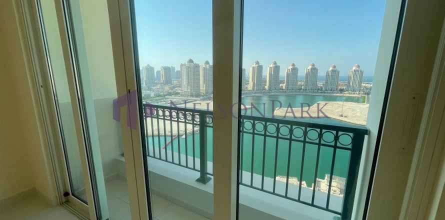 Apartment de 3 dormitorios en Doha, Qatar No. 57300