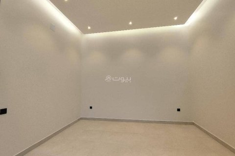 Villa de 6 dormitorios en Riyadh, Saudi Arabia No. 61547 4