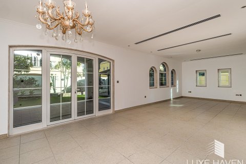 3 bedrooms Villa in Legacy, UAE No. 48714 8