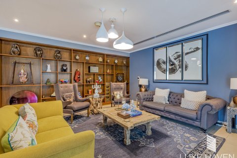 4 bedrooms Villa in Regional, UAE No. 48712 23
