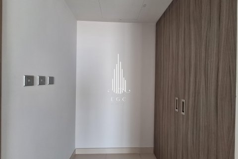 Квартира с 2 спальнями в Shams Abu Dhabi, ОАЭ №36649 5