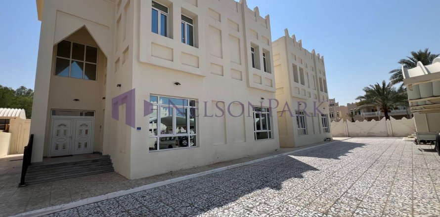 5 غرفة نوم  فيلا في الدوحة, Qatar رقم 57892