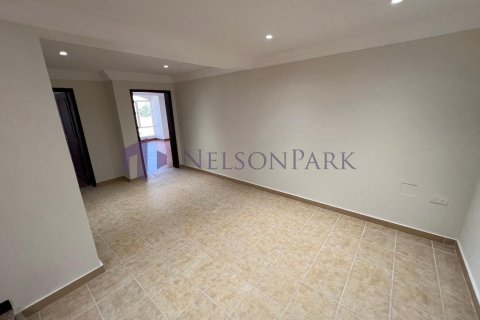 Villa de 4 dormitorios en Doha, Qatar No. 57893 10
