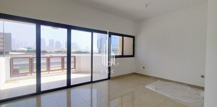 5 غرفة نوم فيلا في Tourist Club Area, الإمارات العربية المتحدة رقم 70761