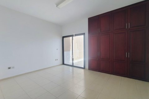 5 غرفة نوم فيلا في Tourist Club Area, الإمارات العربية المتحدة رقم 70761 8