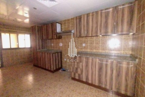 5 غرفة نوم فيلا في Tourist Club Area, الإمارات العربية المتحدة رقم 70761 12