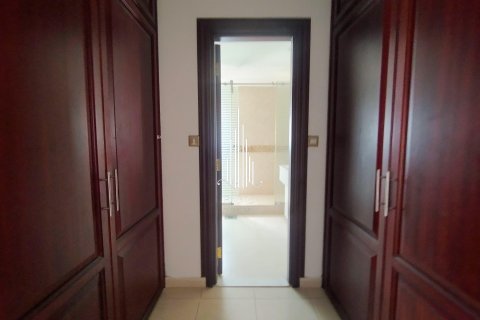 5 غرفة نوم فيلا في Tourist Club Area, الإمارات العربية المتحدة رقم 70761 17
