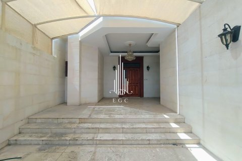 5 غرفة نوم فيلا في Tourist Club Area, الإمارات العربية المتحدة رقم 70761 19