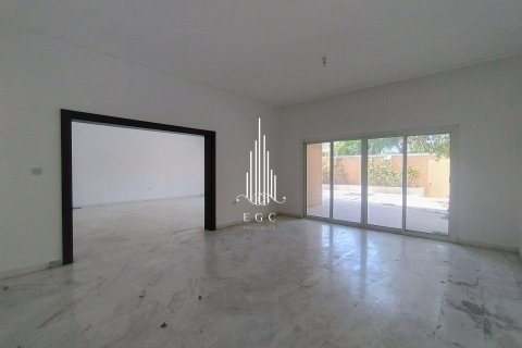 5 غرفة نوم فيلا في Tourist Club Area, الإمارات العربية المتحدة رقم 70761 26