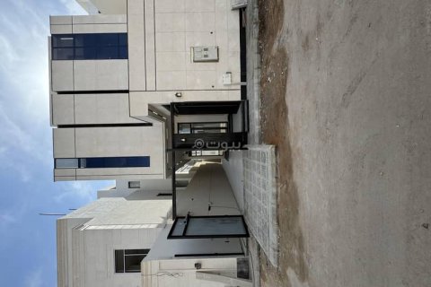 Villa de 5 dormitorios en Riyadh, Saudi Arabia No. 60534 3