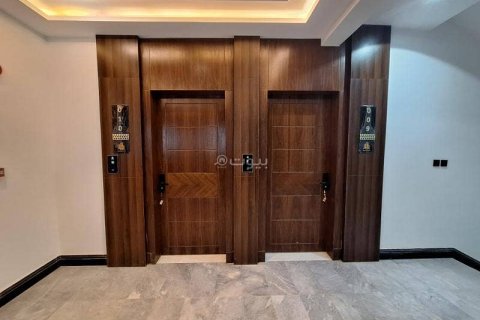 4 bedrooms Apartment in Riyadh, Saudi Arabia No. 60535