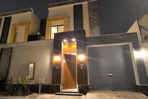 6 bedrooms Villa in Riyadh, Saudi Arabia No. 59965
