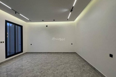 5 bedrooms Villa in Riyadh, Saudi Arabia No. 59966 6