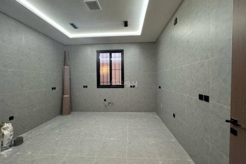 5 bedrooms Villa in Riyadh, Saudi Arabia No. 59966 13
