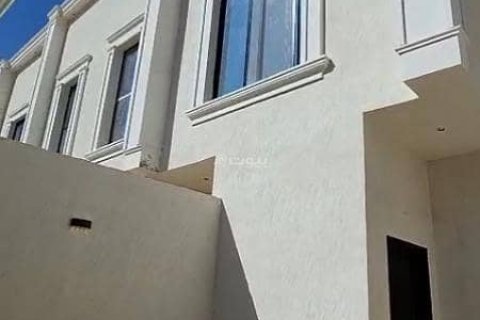 Apartment de 5 dormitorios en Riyadh, Saudi Arabia No. 99557 3