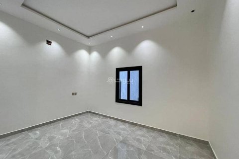 Villa de 5 chambres à Riyadh, Saudi Arabia No. 99555 11