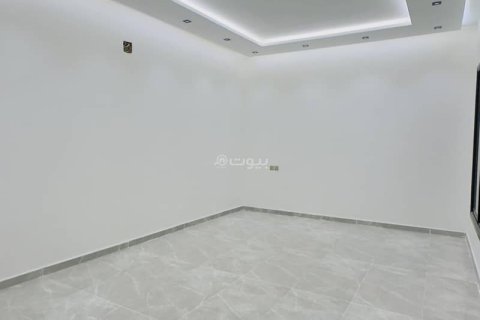 Villa de 5 dormitorios en Riyadh, Saudi Arabia No. 60635 6
