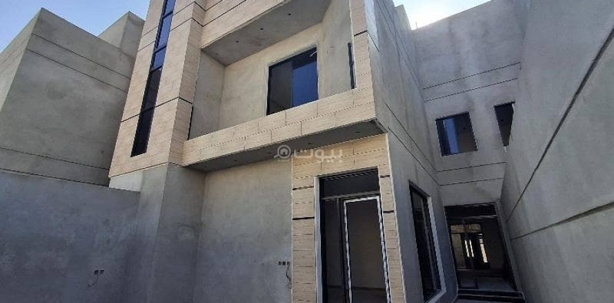 Villa de 5 dormitorios en Riyadh, Saudi Arabia No. 60640