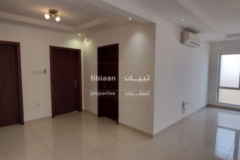Квартира с 2 спальнями в Al Khuwair, Оман №53819 4