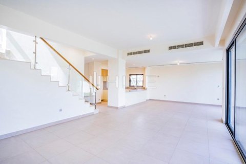 5 bedrooms Villa in Sidra Villas, UAE No. 35551 12