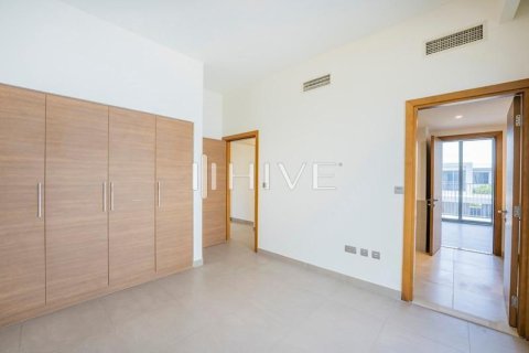 5 bedrooms Villa in Sidra Villas, UAE No. 35551 10
