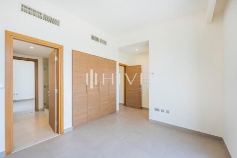 5 bedrooms Villa in Sidra Villas, UAE No. 35551 9