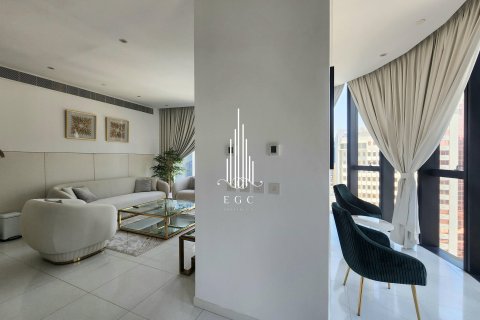 2 غرف نوم شقة في Corniche Road, الإمارات العربية المتحدة رقم 22399