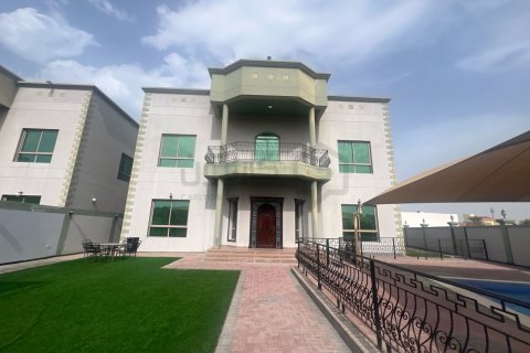 Villa de 4 chambres à Northern, Bahrain No. 107083