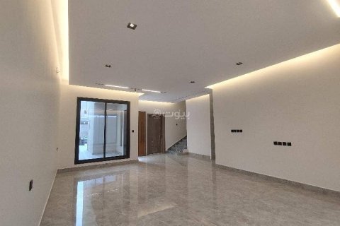 Villa de 6 dormitorios en Riyadh, Saudi Arabia No. 60533 7