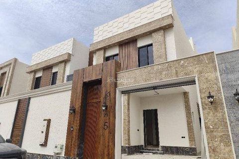 6 bedrooms Villa in Riyadh, Saudi Arabia No. 60533