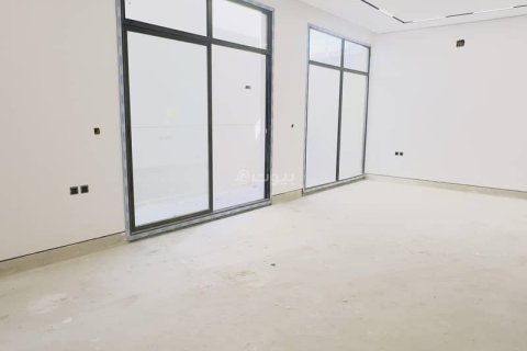4 bedrooms Villa in Riyadh, Saudi Arabia No. 60403 15
