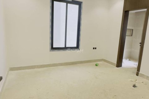 4 bedrooms Villa in Riyadh, Saudi Arabia No. 60403 16
