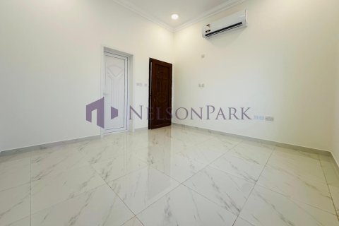 Villa de 7 dormitorios en Doha, Qatar No. 58488 5