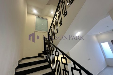 Villa de 7 dormitorios en Doha, Qatar No. 58488 12