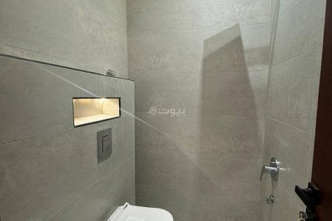5 bedrooms Apartment in Riyadh, Saudi Arabia No. 61654 7