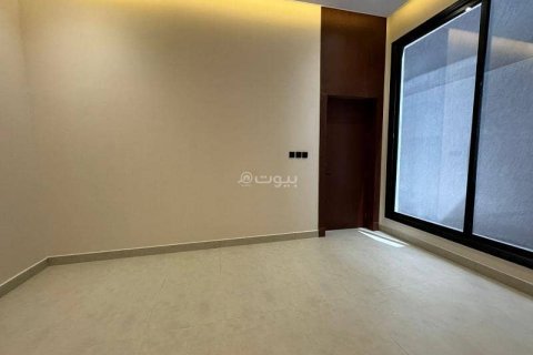 5 bedrooms Apartment in Riyadh, Saudi Arabia No. 61654 10