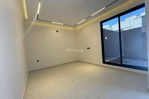 5 bedrooms Apartment in Riyadh, Saudi Arabia No. 61654 5